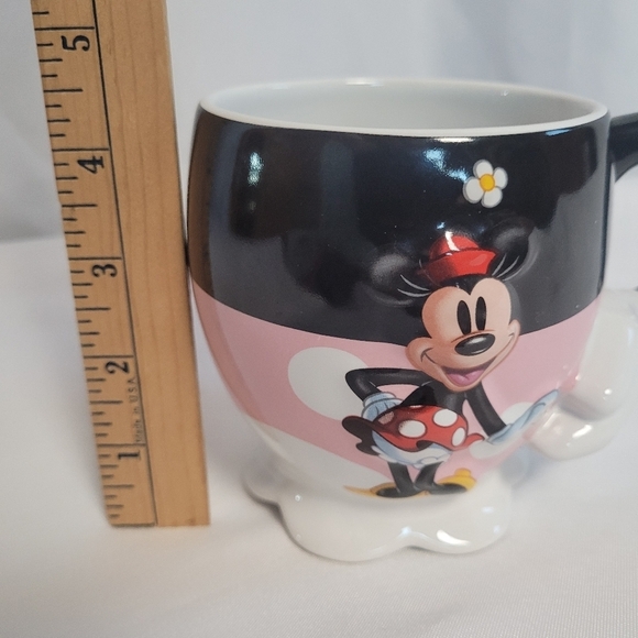 Disney Parks Minnie Mouse 3D Coffee Mug Ruffled Base Gloved Handle - Picture 8 of 9